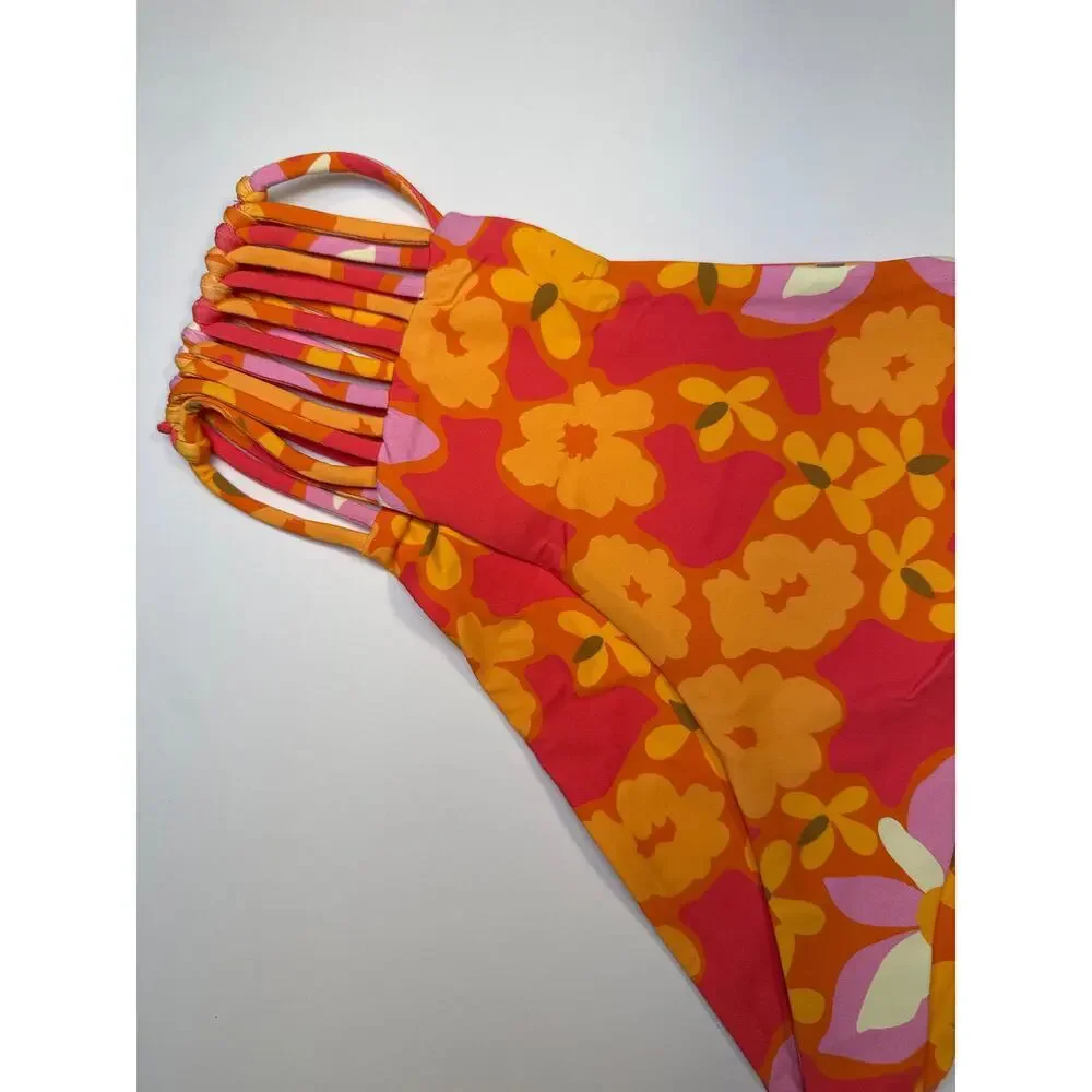 Stone Fox Swim Size M Simone bikini Bottom Lei Lei Beach Cruise Resort